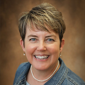 Headshot of Nici Johnson